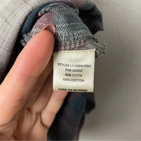 BNWT! LOVESTITCH Gray and Burgundy Plaid Women's Top Size L - Picture 6 of 8